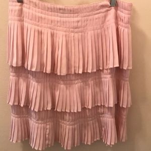 Adorable skirt! Perfect for Easter